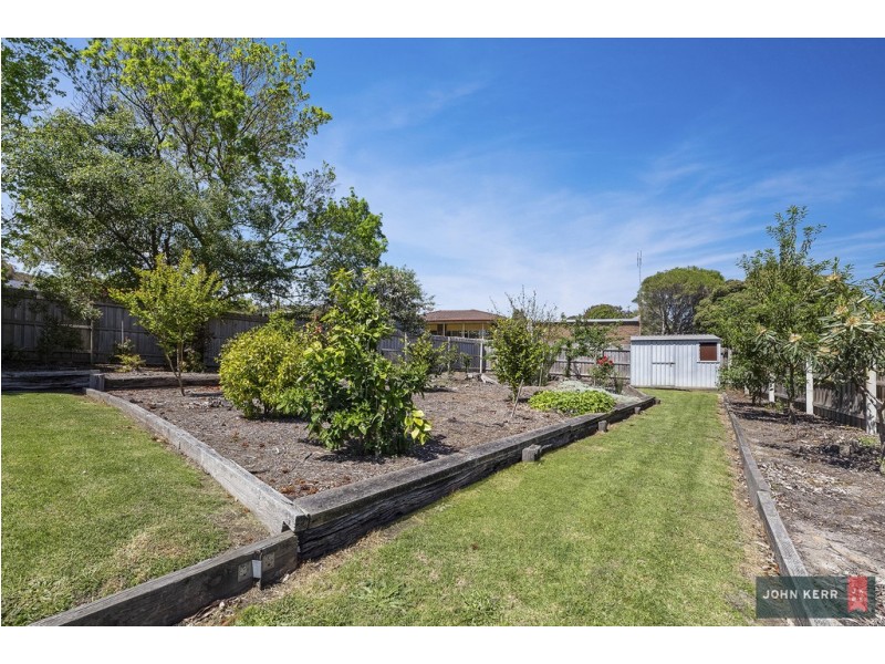 5 Leonis Court, Moe VIC 3825