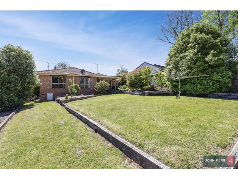 5 Leonis Court, Moe VIC 3825