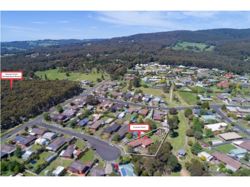 5 Leonis Court, Moe VIC 3825