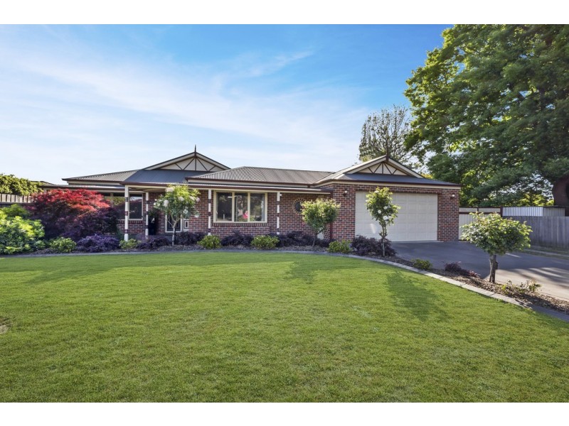61 Parkside Drive, Moe VIC 3825