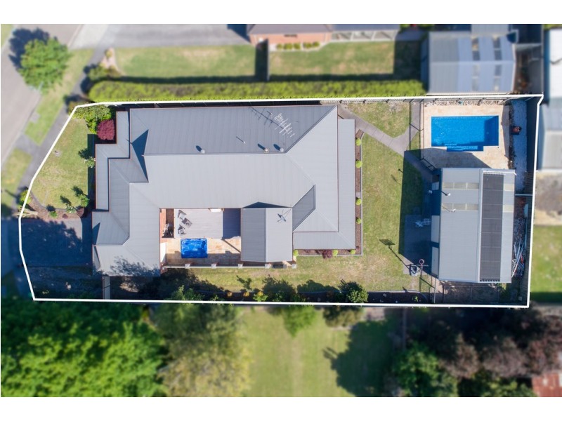 61 Parkside Drive, Moe VIC 3825