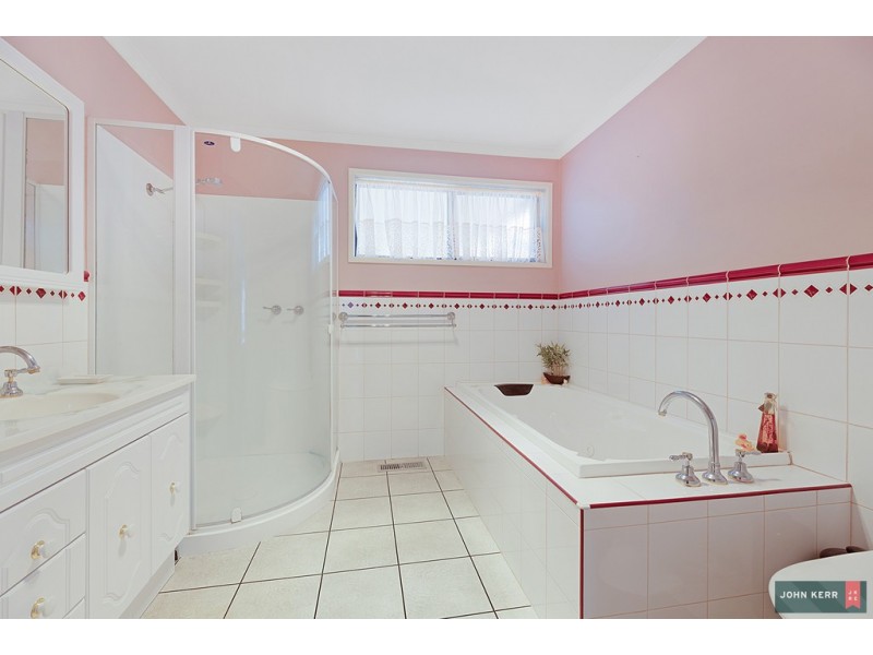 3 Western Avenue, Newborough VIC 3825