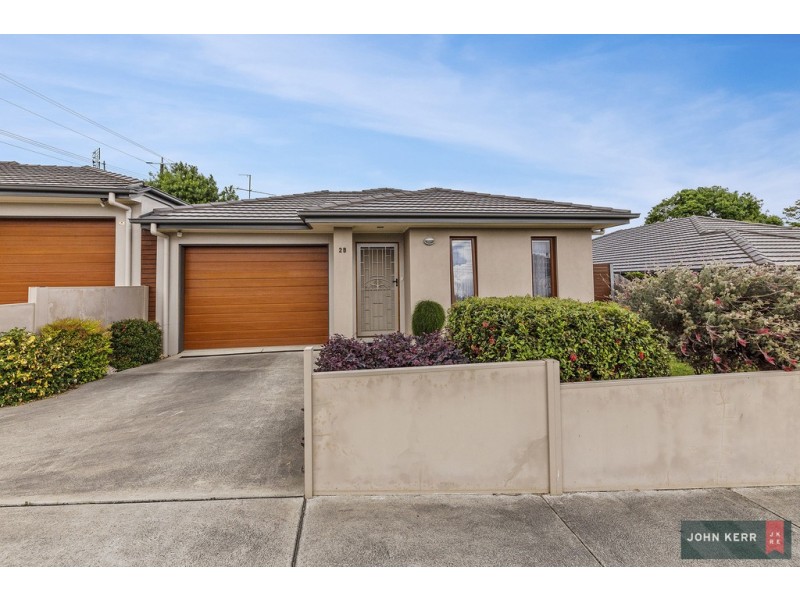 2B Boolarra Avenue, Newborough VIC 3825