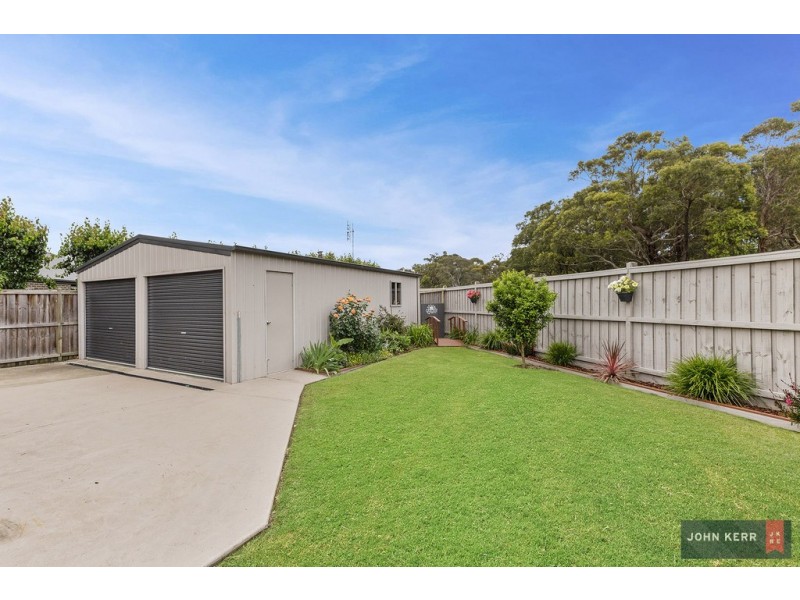 10 Montane Boulevard, Newborough VIC 3825
