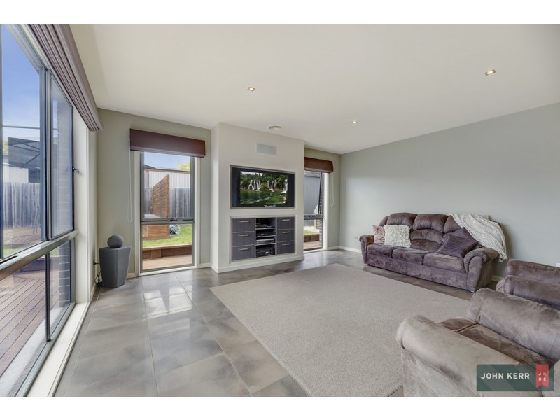 28 Davey Drive, Trafalgar VIC 3824