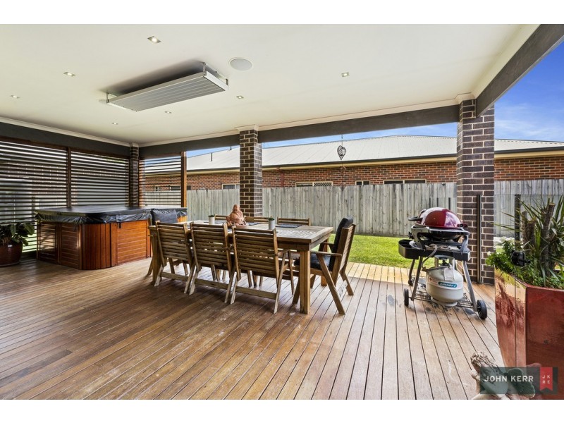 28 Davey Drive, Trafalgar VIC 3824