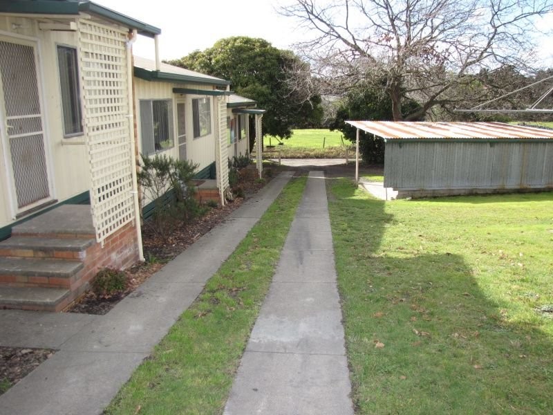 2/6 Venice Street, Newborough VIC 3825