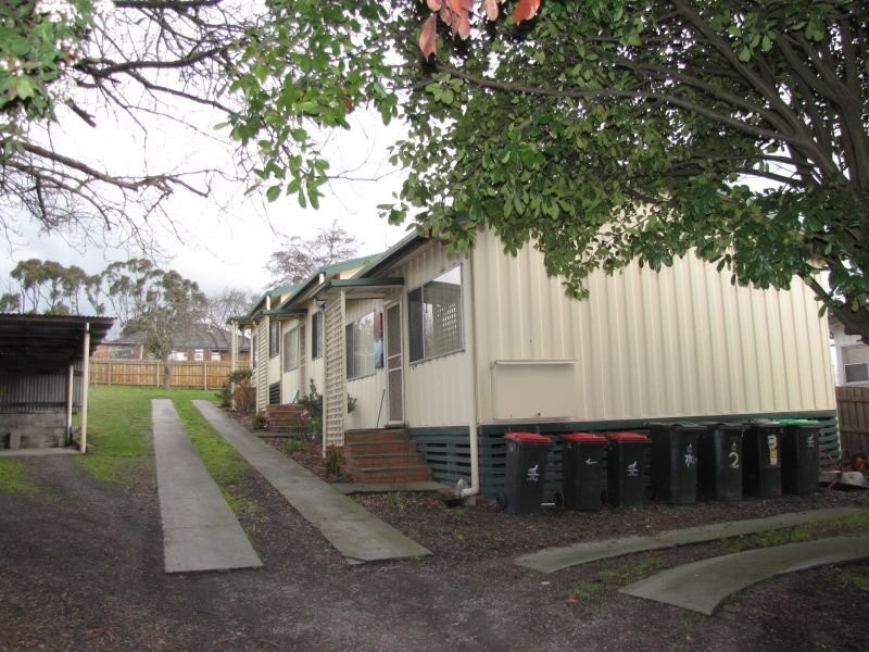 2/6 Venice Street, Newborough VIC 3825