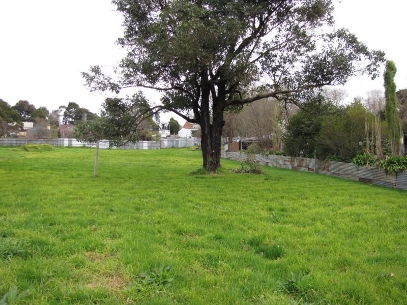 17 Roxburgh Road, Yallourn North VIC 3825