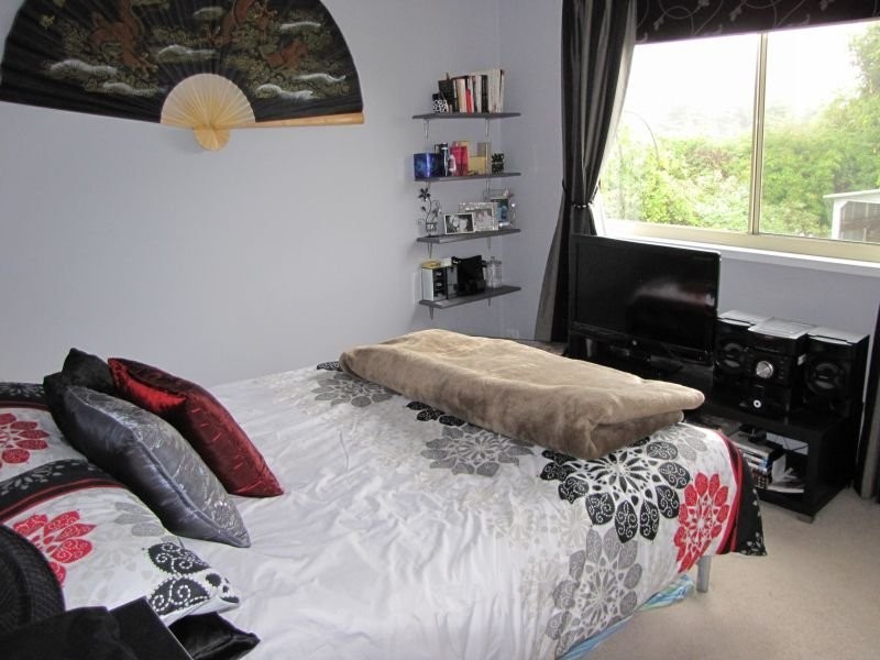 56 Yasmin Drive, Hernes Oak VIC 3825
