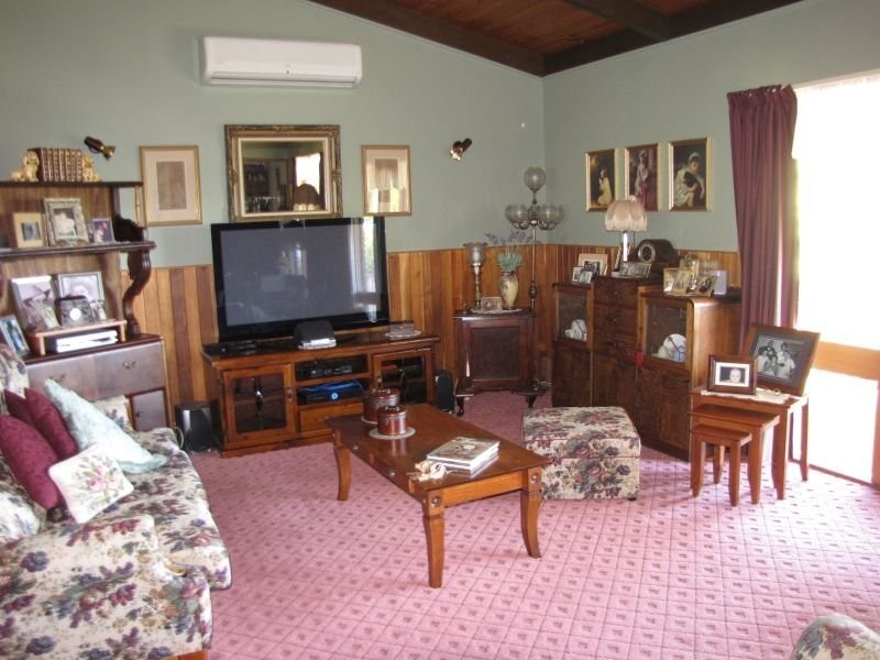 24 Lisle Street, Moe VIC 3825