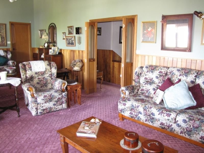 24 Lisle Street, Moe VIC 3825