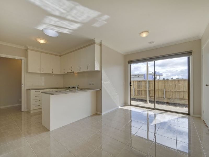 23-25 Central Avenue, Newborough VIC 3825