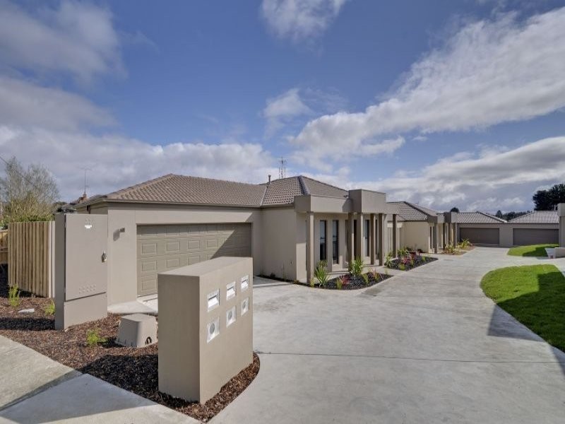 23-25 Central Avenue, Newborough VIC 3825