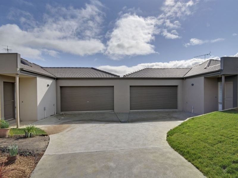 23-25 Central Avenue, Newborough VIC 3825