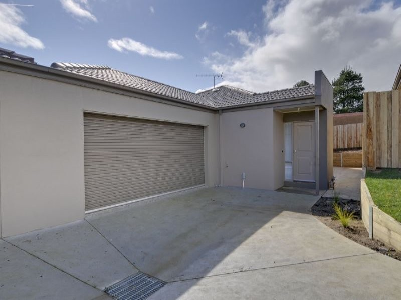 23-25 Central Avenue, Newborough VIC 3825
