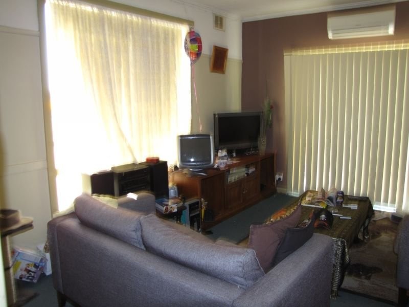 13 Victoria Street, Moe VIC 3825