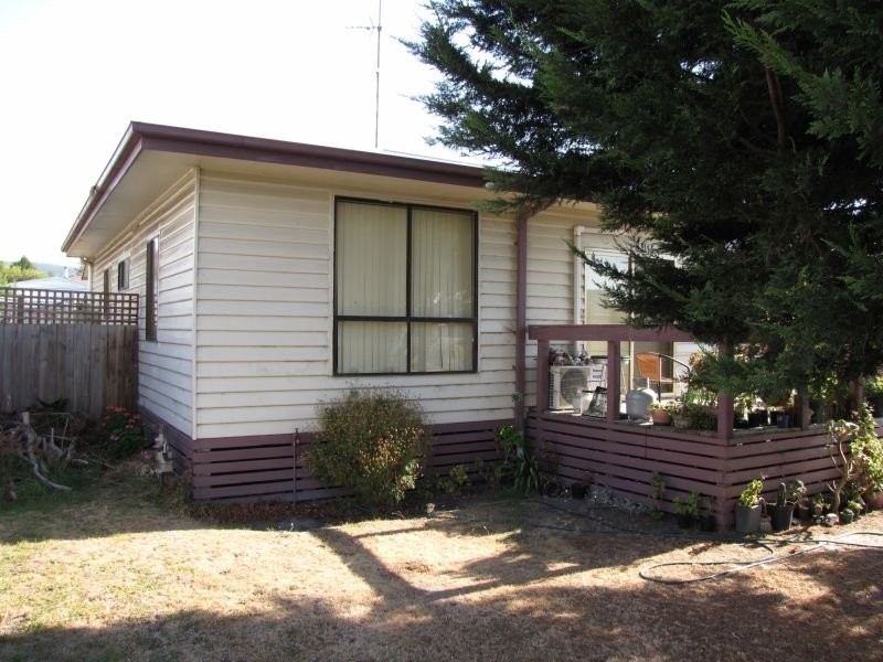 13 Victoria Street, Moe VIC 3825