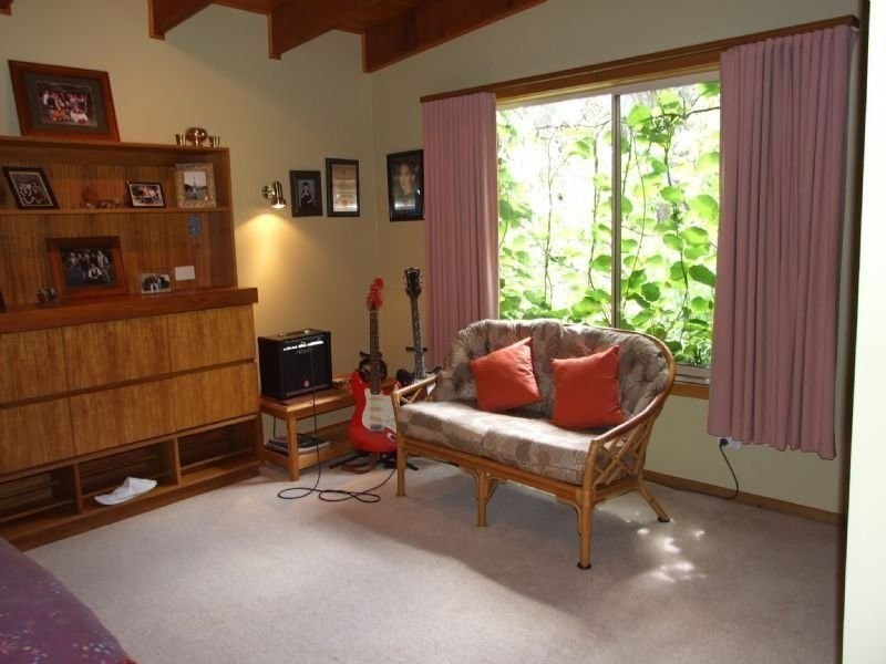 72 Haunted Hills Road, Newborough VIC 3825