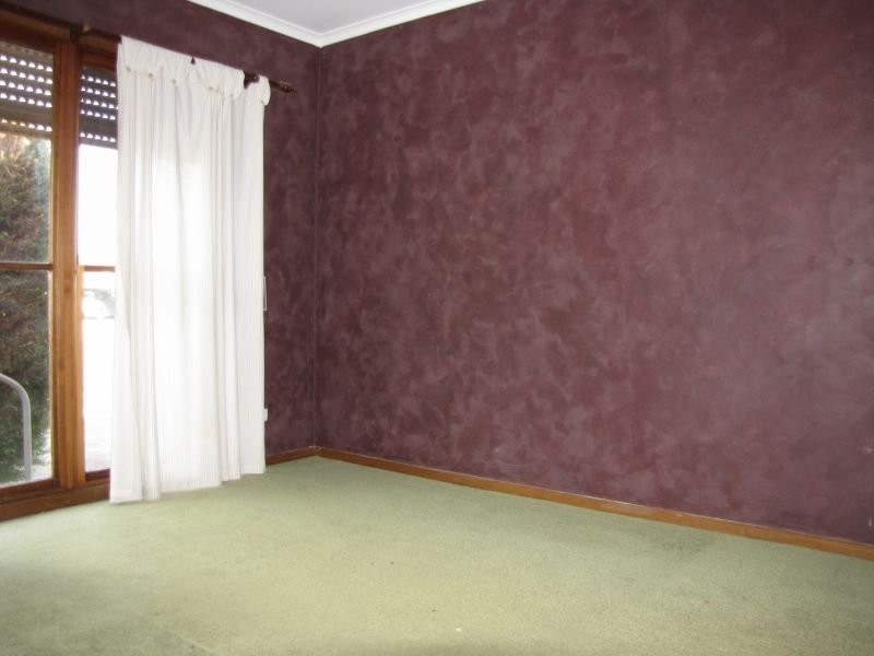 4 Alpha Court, Moe VIC 3825