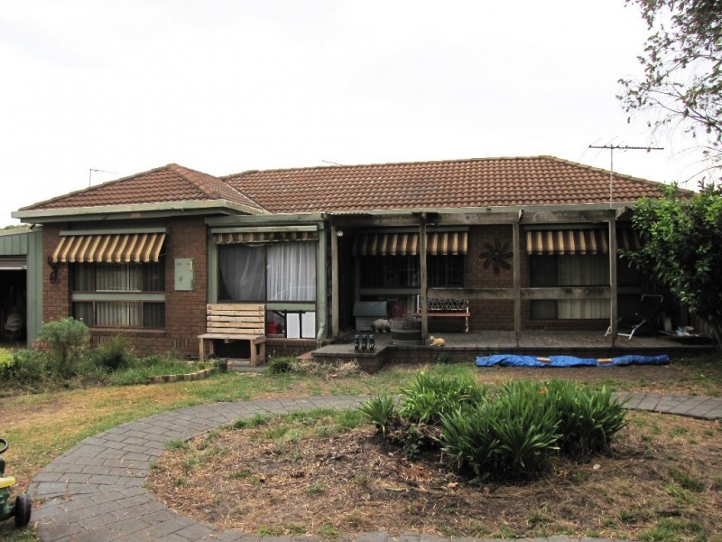 5, 5A and 5B Reservoir Road, Moe VIC 3825