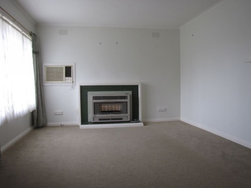 33 Northern Avenue, Newborough VIC 3825