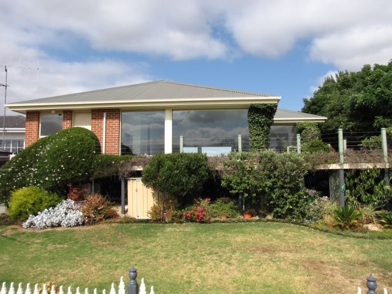 15 Wirrana Drive, Moe VIC 3825