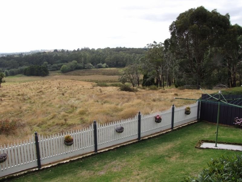 15 Wirrana Drive, Moe VIC 3825