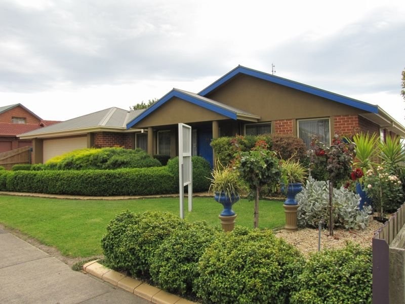 15 Wirrana Drive, Moe VIC 3825