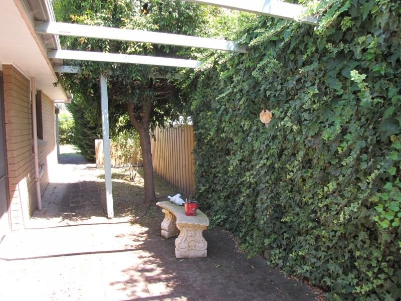 10 Gibson Street, Moe VIC 3825