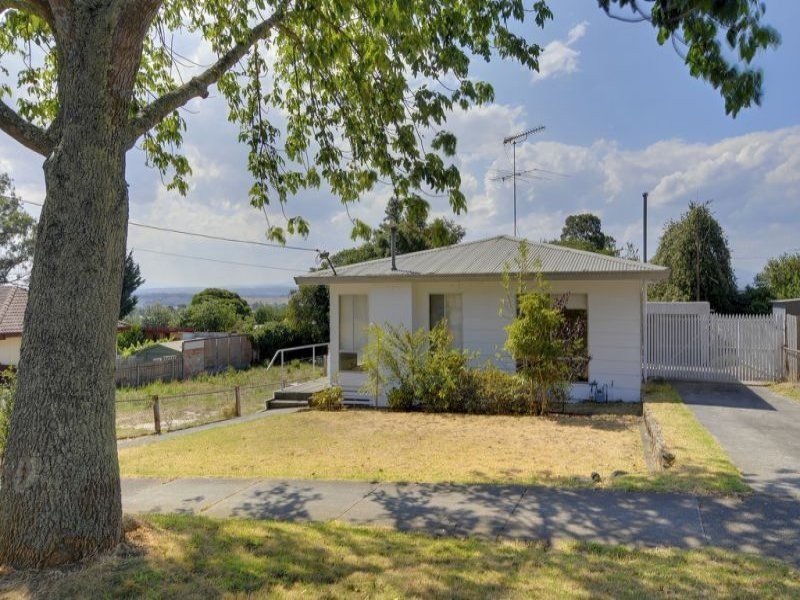 9 Lincoln Street, Moe VIC 3825