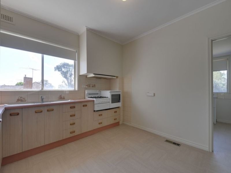 9 Lincoln Street, Moe VIC 3825