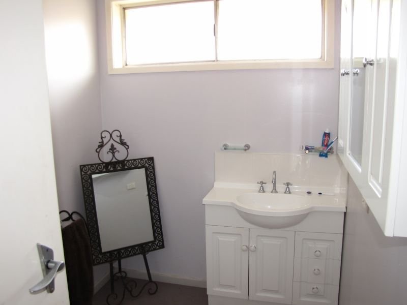 53 Cross Street, Newborough VIC 3825