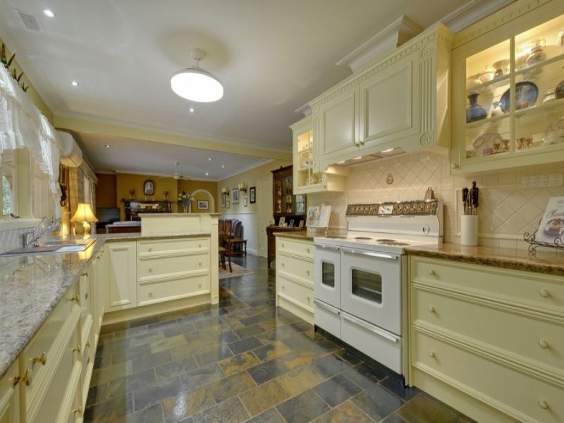 727 Moe Walhalla Road, Tanjil South VIC 3825