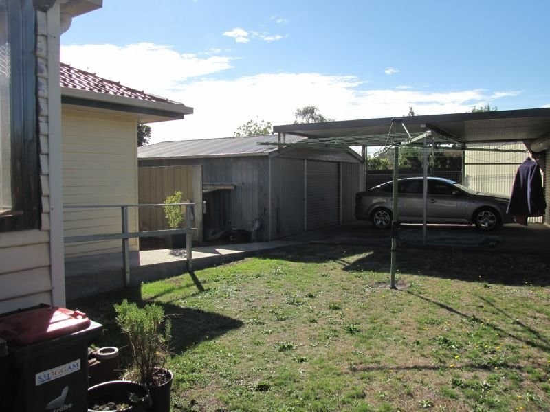 33 Rubery Street, Moe VIC 3825