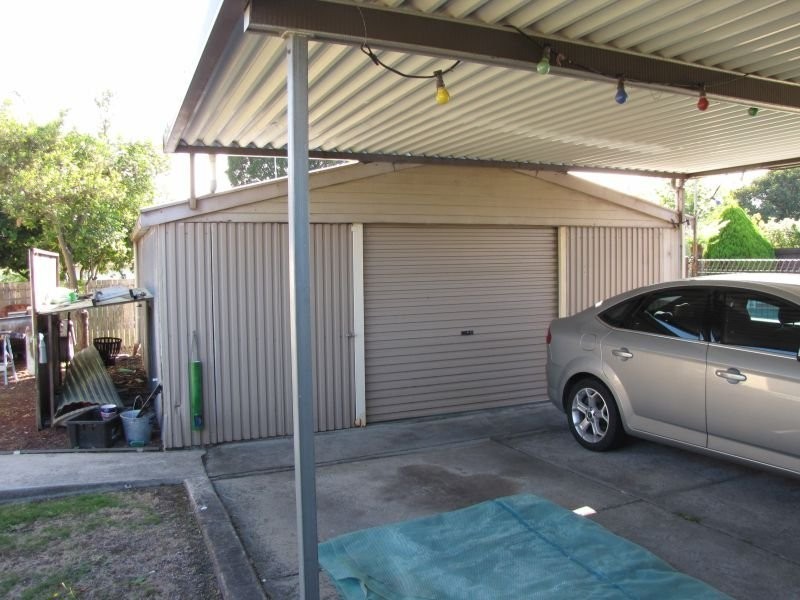 33 Rubery Street, Moe VIC 3825