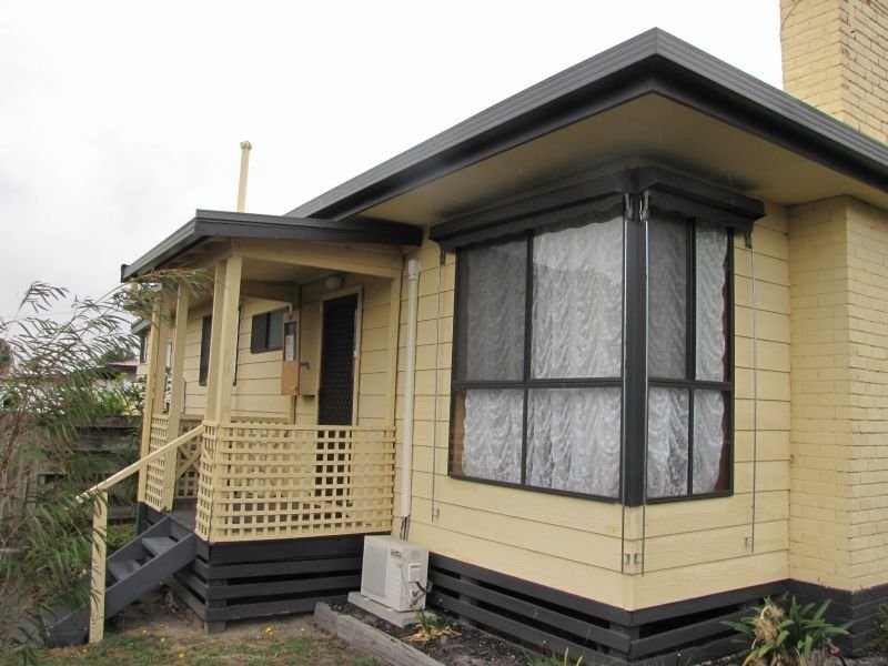 37 Alexander Avenue, Moe VIC 3825