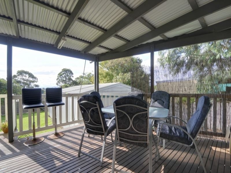 121 Monash Road, Newborough VIC 3825
