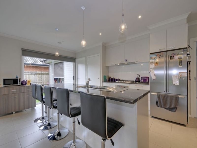 19 Hawker Street, Moe VIC 3825