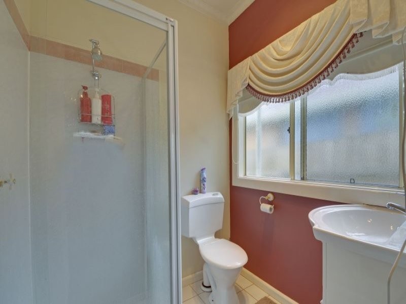 20 Central Avenue, Newborough VIC 3825