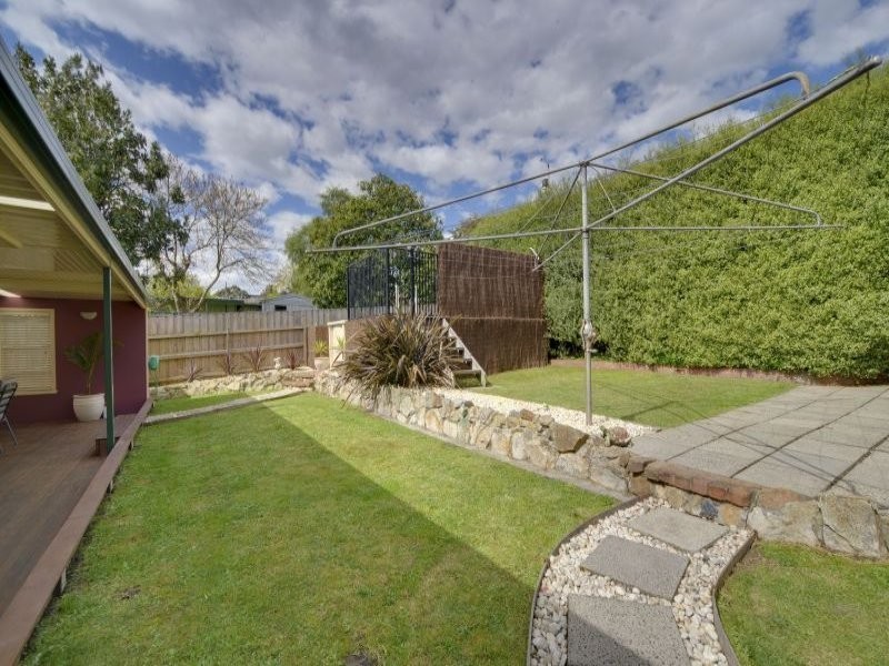 20 Central Avenue, Newborough VIC 3825