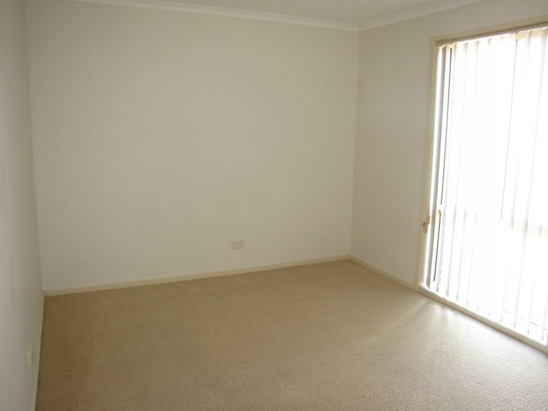 8 Carbine Street, Moe VIC 3825