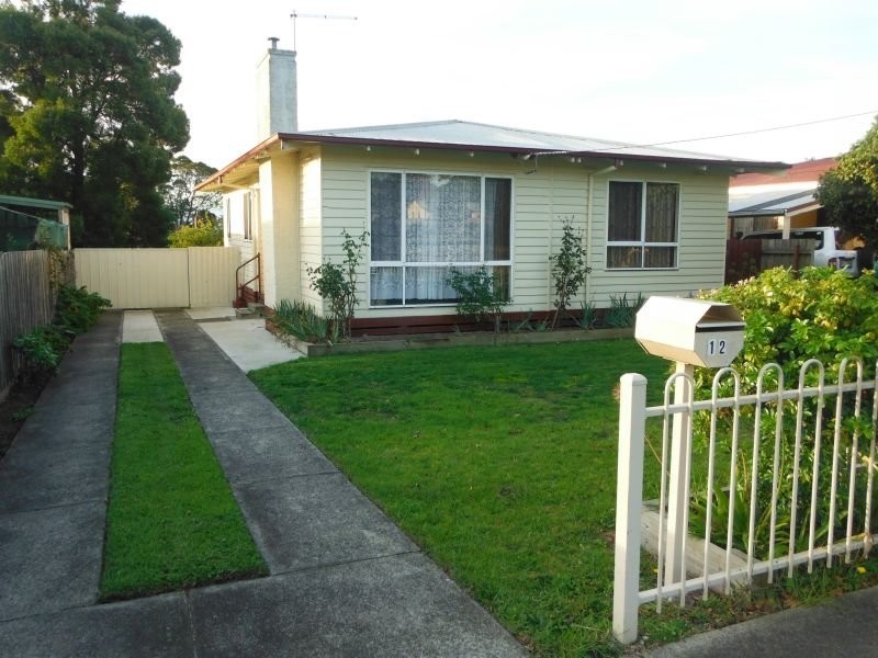 12 John Street, Moe VIC 3825