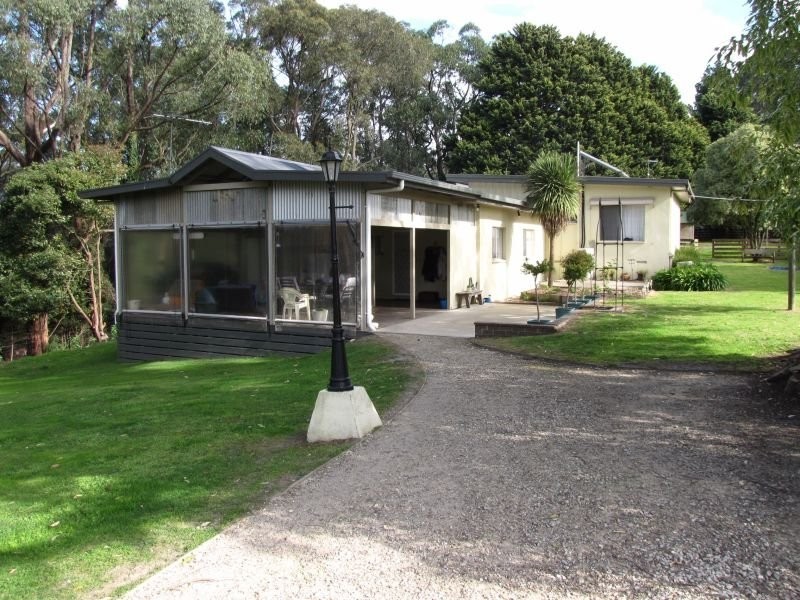 8 Kandra Road, Moe South VIC 3825
