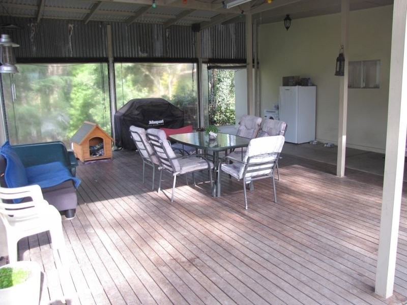 8 Kandra Road, Moe South VIC 3825