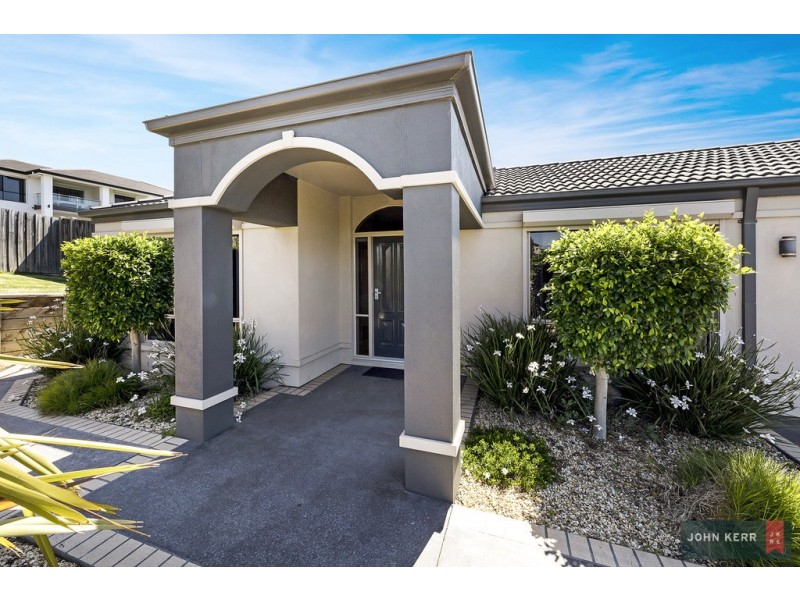 5 Sharnee Court, Moe VIC 3825