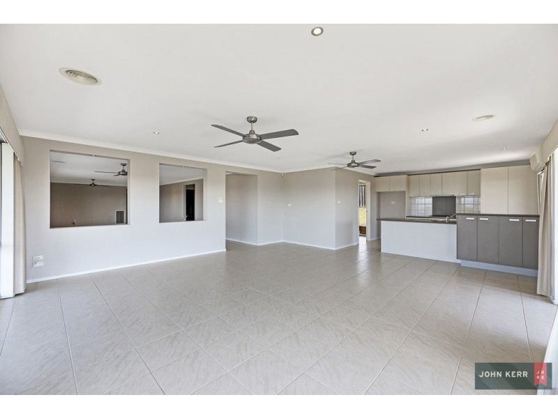 5 Sharnee Court, Moe VIC 3825