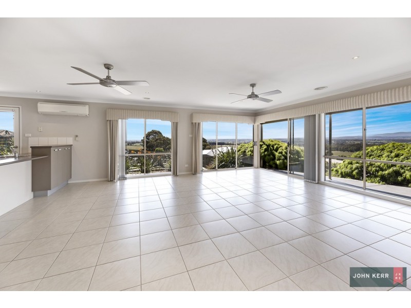 5 Sharnee Court, Moe VIC 3825