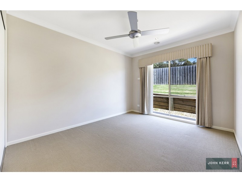 5 Sharnee Court, Moe VIC 3825