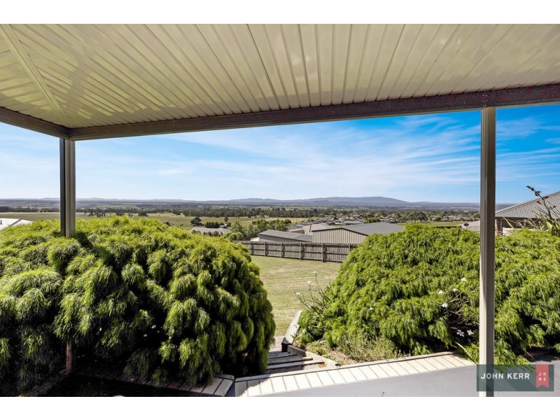 5 Sharnee Court, Moe VIC 3825